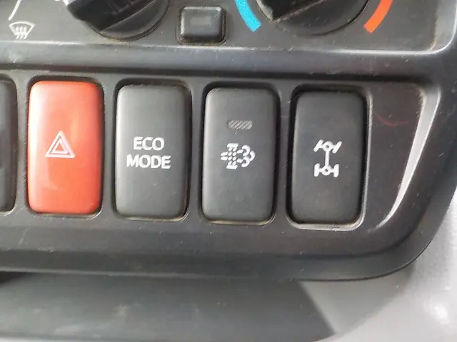 トヨタ ダイナ TKG-XZU675D(4WD)の写真39