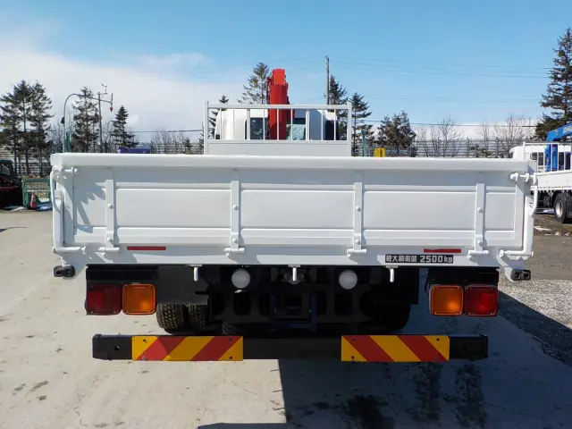 いすゞ フォワード 2PG-FRR90S1(2WD)の写真6