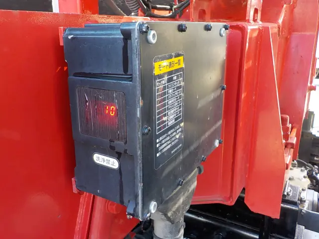 いすゞ フォワード 2PG-FRR90S1(2WD)の写真14