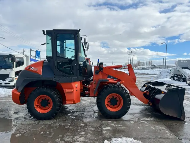 日立 ZW80-5B YDN-H80(4WD)の写真5