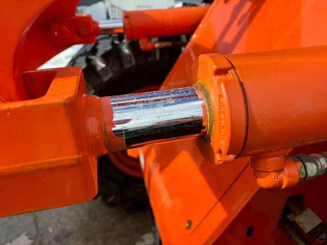 日立 ZW80-5B YDN-H80(4WD)の写真15