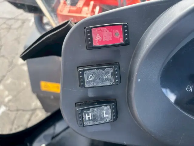 日立 ZW80-5B YDN-H80(4WD)の写真28