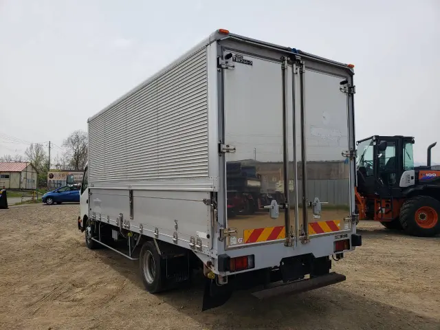 日野 デュトロ SDG-XZU720M(2WD)の写真7