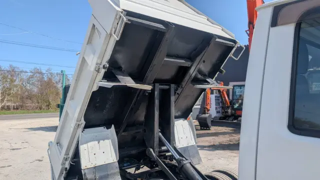 マツダ タイタン SKG-LHS85A(4WD)の写真12