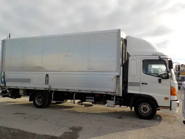 日野 レンジャー TKG-FD9JLAA(2WD)の写真4