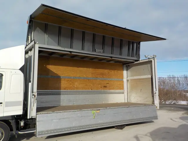 日野 レンジャー TKG-FD9JLAA(2WD)の写真9