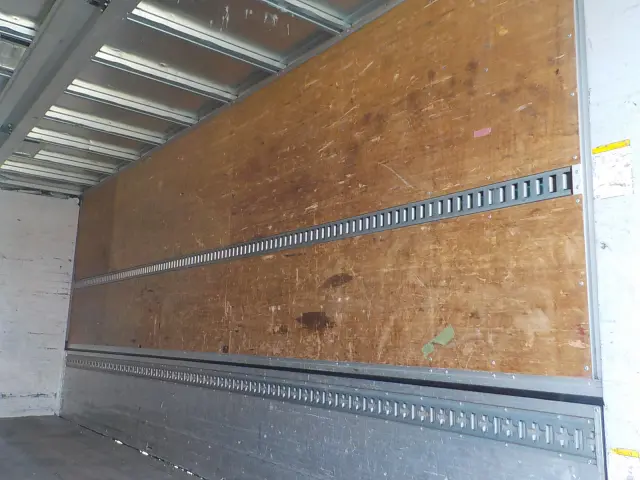 日野 レンジャー TKG-FD9JLAA(2WD)の写真12