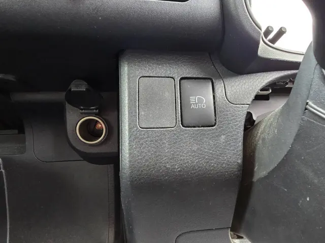 トヨタ プロボックスバン DBE-NCP165V(4WD)の写真21
