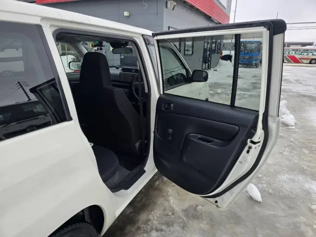 トヨタ プロボックスバン DBE-NCP165V(4WD)の写真30