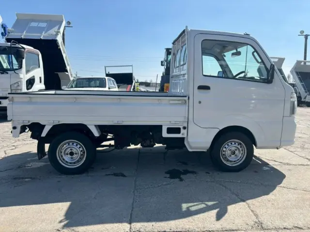 スズキ キャリイ EBD-DA16T(2WD)の写真4