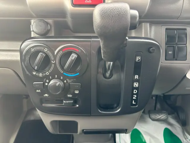 スズキ キャリイ 5BD-DA17V(4WD)の写真19