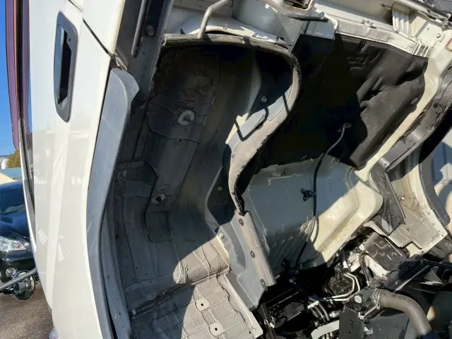 三菱 キャンター TPG-FEB50の写真36