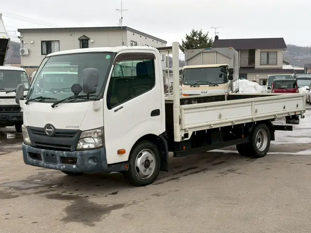 日野 デュトロ TKG-XZU710Mの写真1