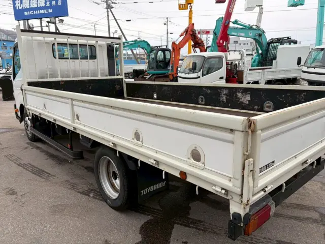 日野 デュトロ TKG-XZU710Mの写真11