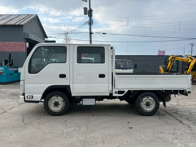 いすゞ エルフ TKG-NHS85A(4WD)の写真5