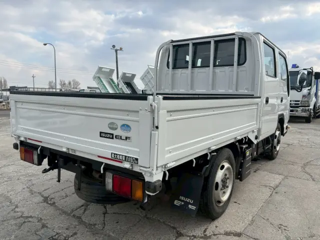 いすゞ エルフ TKG-NHS85A(4WD)の写真8