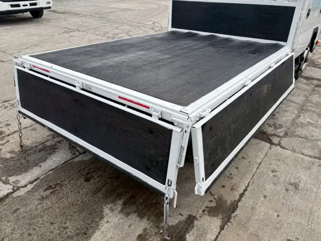 いすゞ エルフ TKG-NHS85A(4WD)の写真10