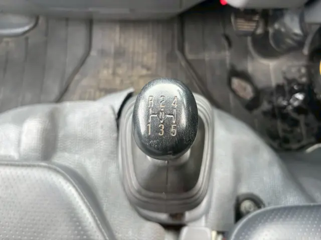 いすゞ エルフ TKG-NHS85A(4WD)の写真17