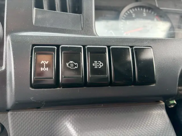 いすゞ エルフ TKG-NHS85A(4WD)の写真22