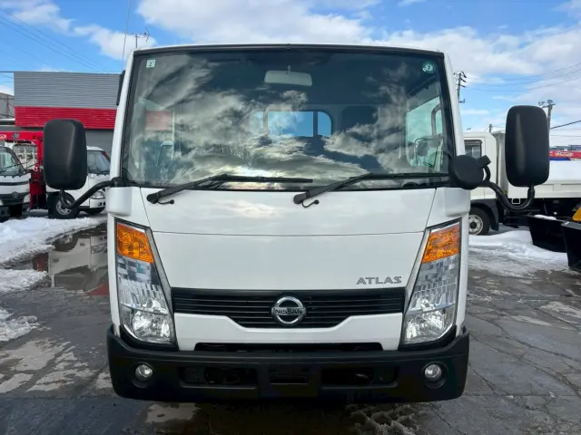 日産 アトラス TKG-SZ5F24(4WD)の写真2