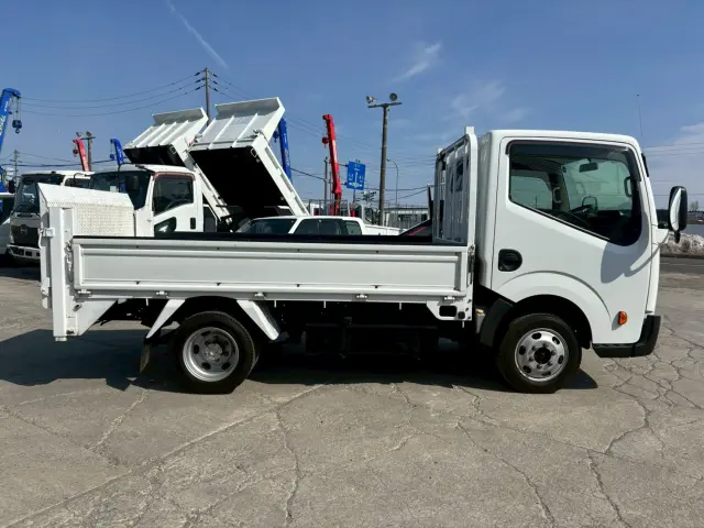 日産 アトラス TKG-SZ5F24(4WD)の写真4