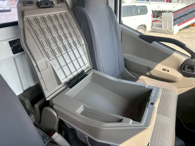 日産 アトラス TKG-SZ5F24(4WD)の写真29