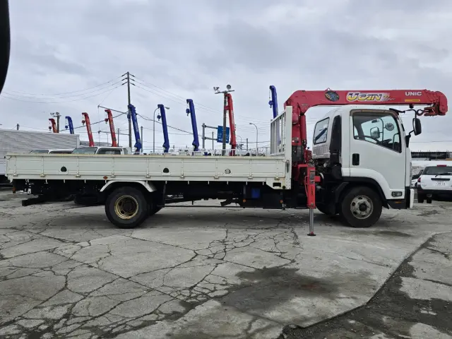 いすゞ フォワード TKG-FRR90S1(2WD)の写真5