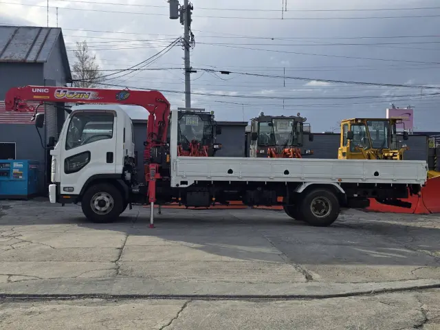 いすゞ フォワード TKG-FRR90S1(2WD)の写真6