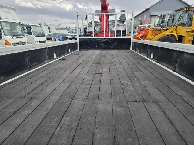 いすゞ フォワード TKG-FRR90S1(2WD)の写真12