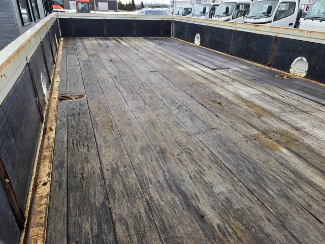 いすゞ フォワード TKG-FRR90S1(2WD)の写真13