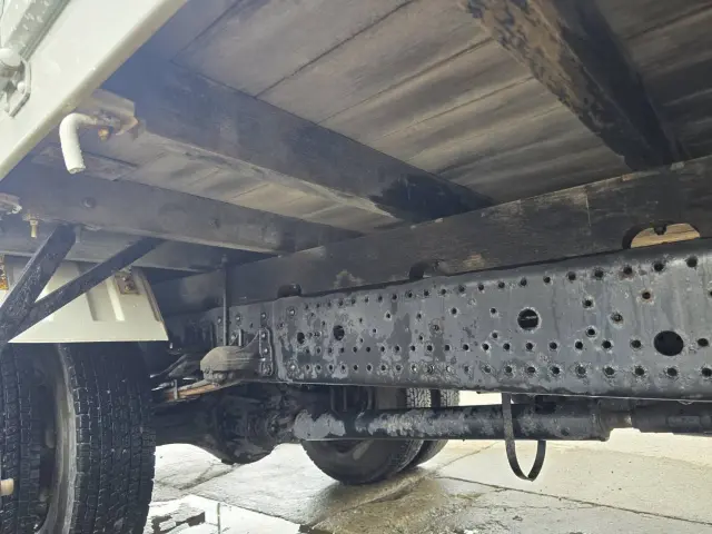 いすゞ フォワード TKG-FRR90S1(2WD)の写真15