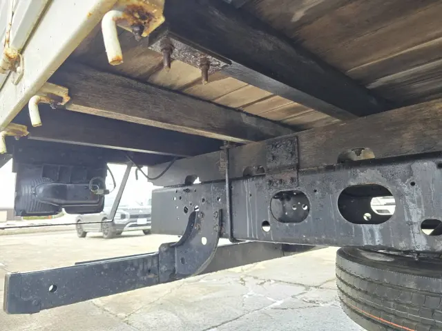 いすゞ フォワード TKG-FRR90S1(2WD)の写真17