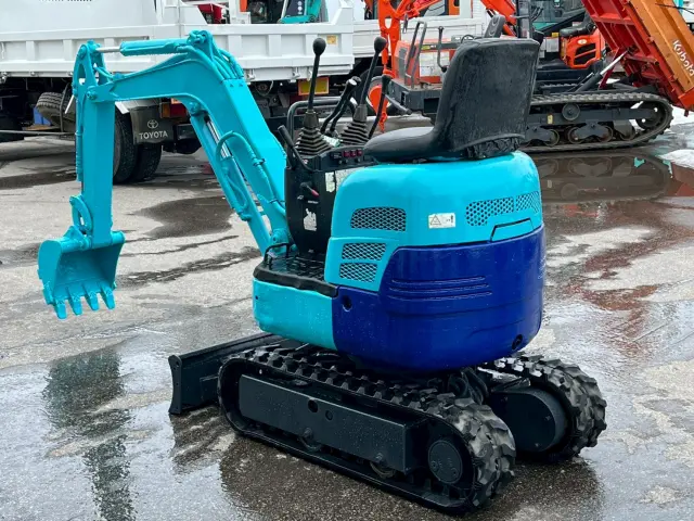 IHI 油圧ショベル8VX 不明の写真3