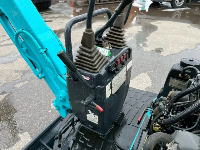 IHI 油圧ショベル8VX 不明の写真35