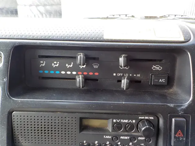 日野 デュトロ BKG-XZU344M(2WD)の写真42