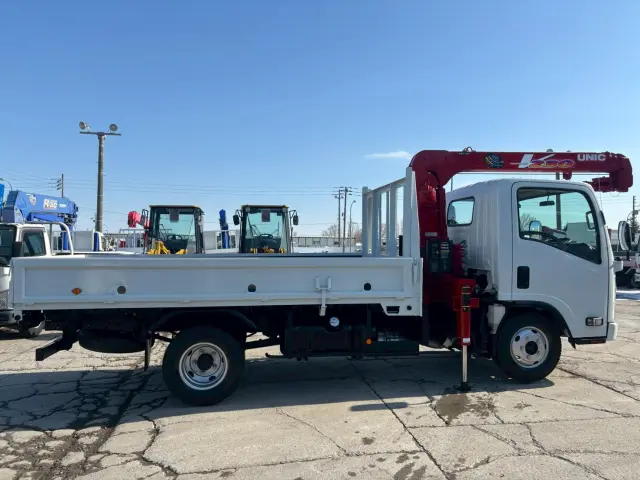 いすゞ エルフ TKG-NMR85AN(2WD)の写真5