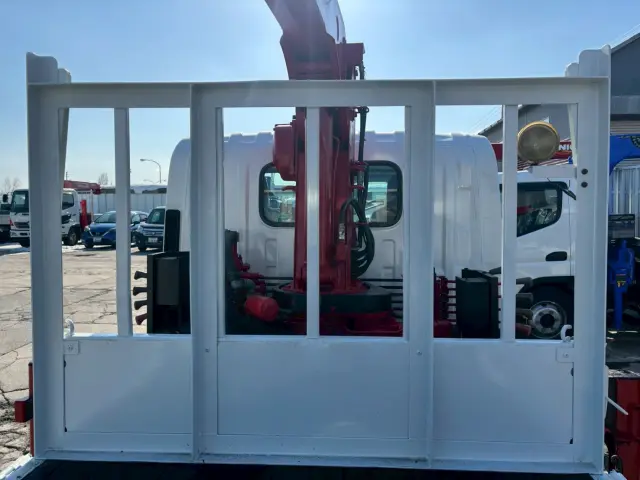 いすゞ エルフ TKG-NMR85AN(2WD)の写真10