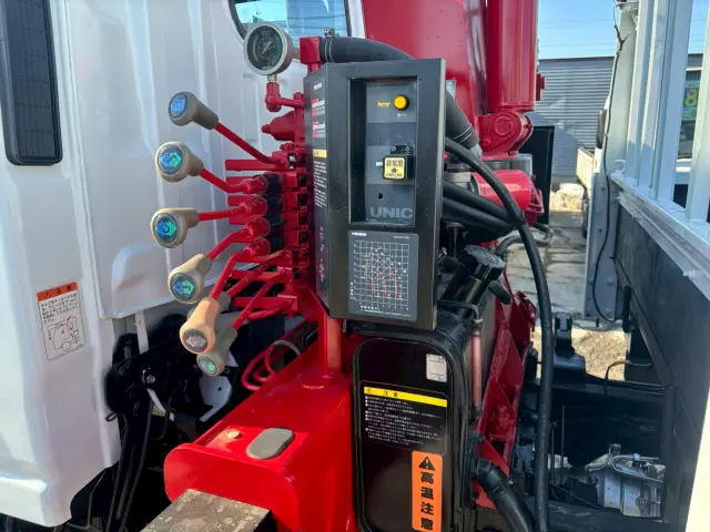 いすゞ エルフ TKG-NMR85AN(2WD)の写真19