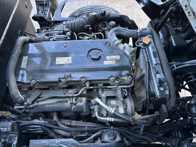 いすゞ エルフ PB-NKR81N(2WD)の写真28