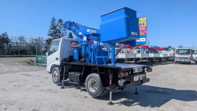 日野 デュトロ BDG-XZU368M(4WD)の写真7