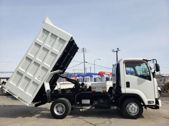 いすゞ フォワード SKG-FRR90S1(2WD)の写真6