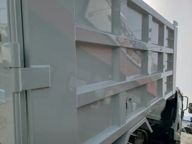 いすゞ フォワード SKG-FRR90S1(2WD)の写真12