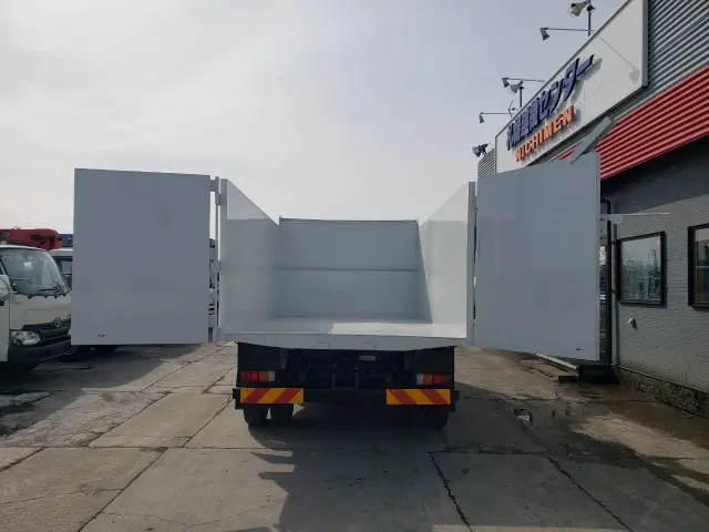 いすゞ フォワード SKG-FRR90S1(2WD)の写真15