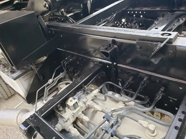 いすゞ フォワード SKG-FRR90S1(2WD)の写真20