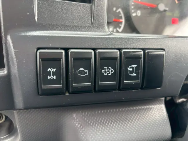 いすゞ エルフ TPG-NHS85AN(4WD)の写真27