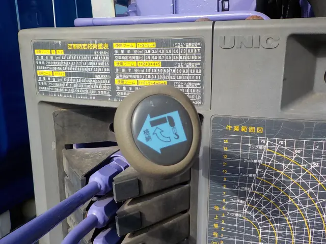 三菱 キャンター TKG-FEB50(2WD)の写真12