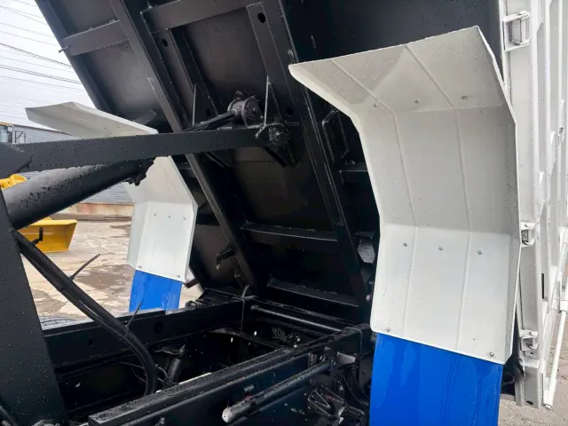 日野 レンジャー TKG-FC9JCAP(2WD)の写真17