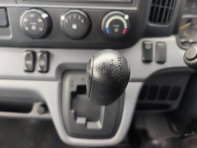 三菱 キャンター TKG-FEA50の写真37