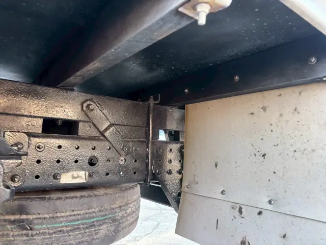 三菱 キャンター TPG-FEB50(2WD)の写真14