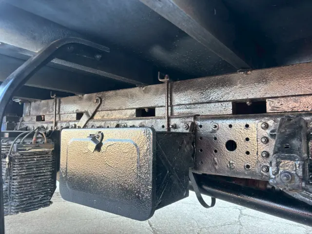 三菱 キャンター TPG-FEB50(2WD)の写真16